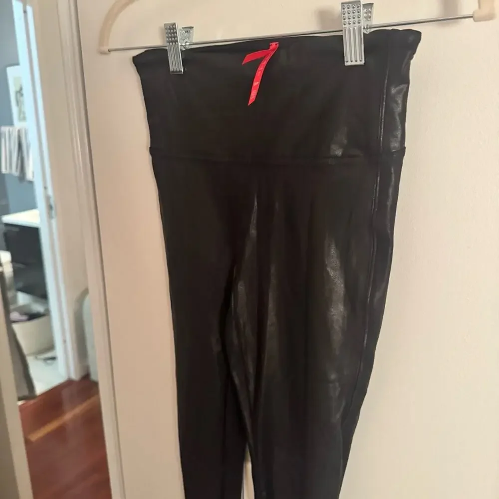 Spanx Faux Leather Leggings - Picture 5 of 6